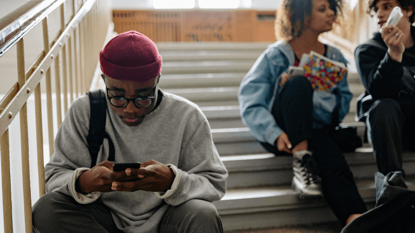 Dotek v moderní společnosti